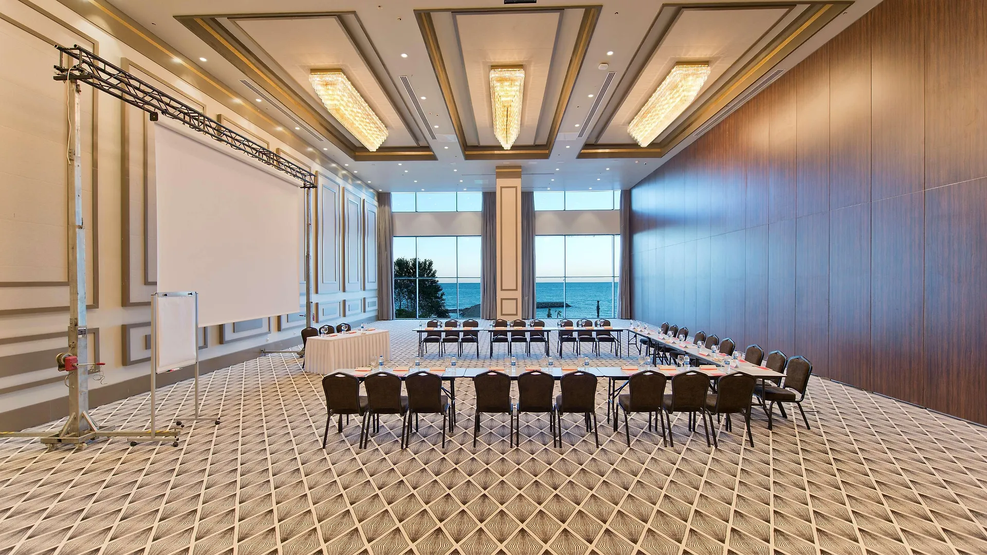 Ramada Plaza Hotel & Spa Trabzon 5*,  Turquie