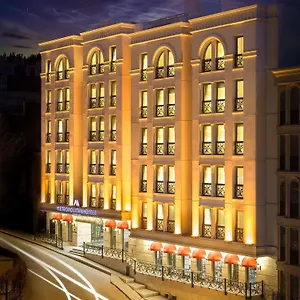 Metropolitan Taksim Hotel