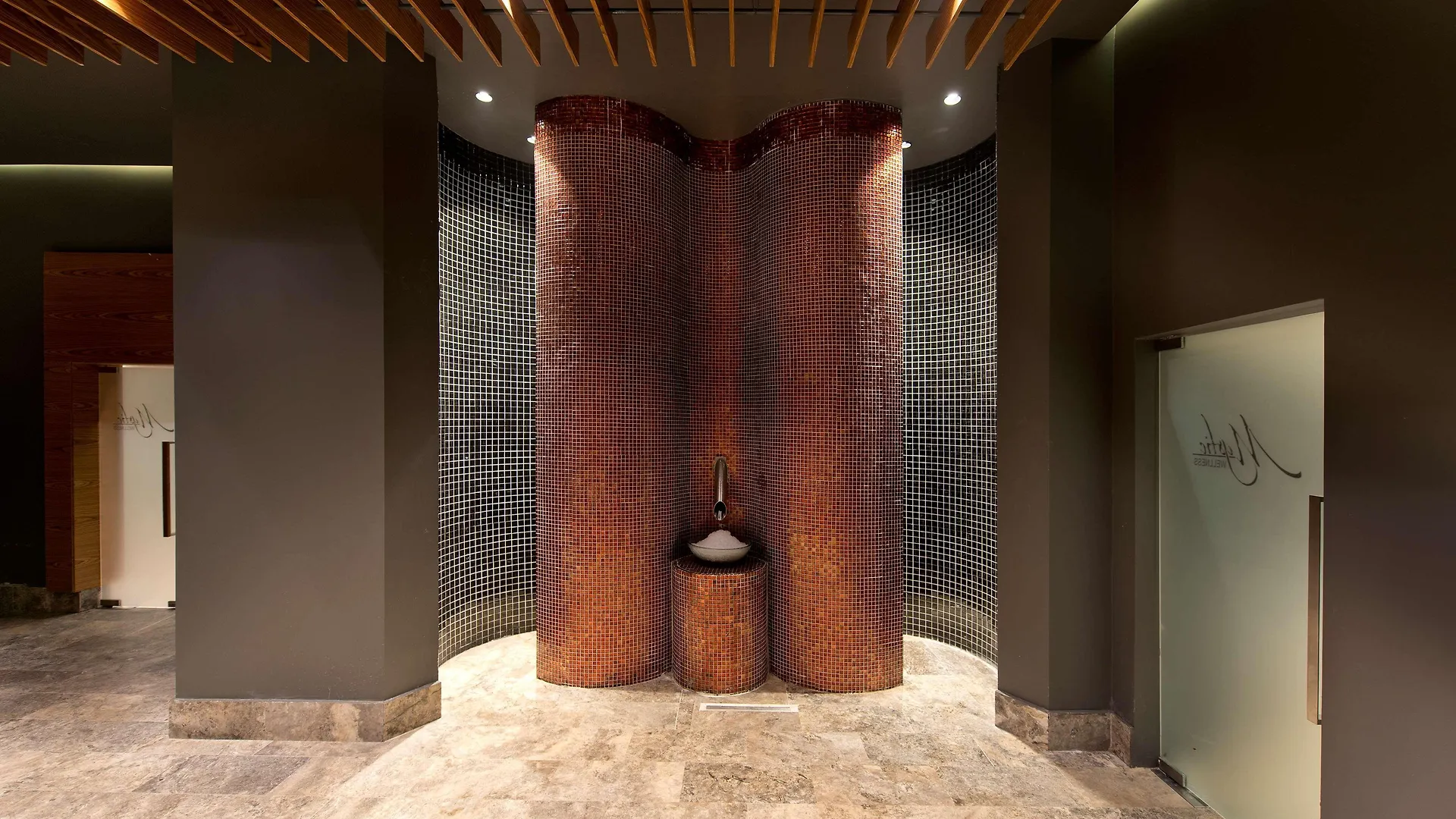 Ramada Plaza Hotel & Spa ترابزون 5*,  تركيا