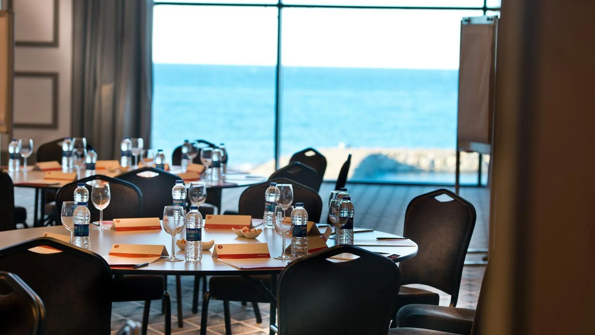 Ramada Plaza Hotel & Spa ترابزون