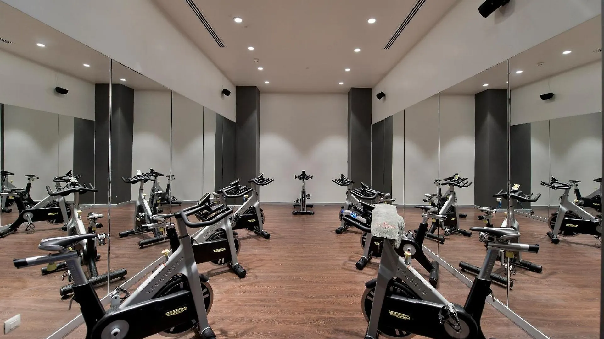 Ramada Plaza Hotel & Spa ترابزون 5*,