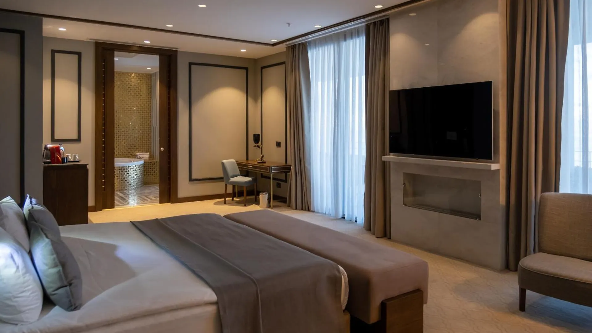 Ramada Plaza Hotel & Spa ترابزون 5*,  تركيا