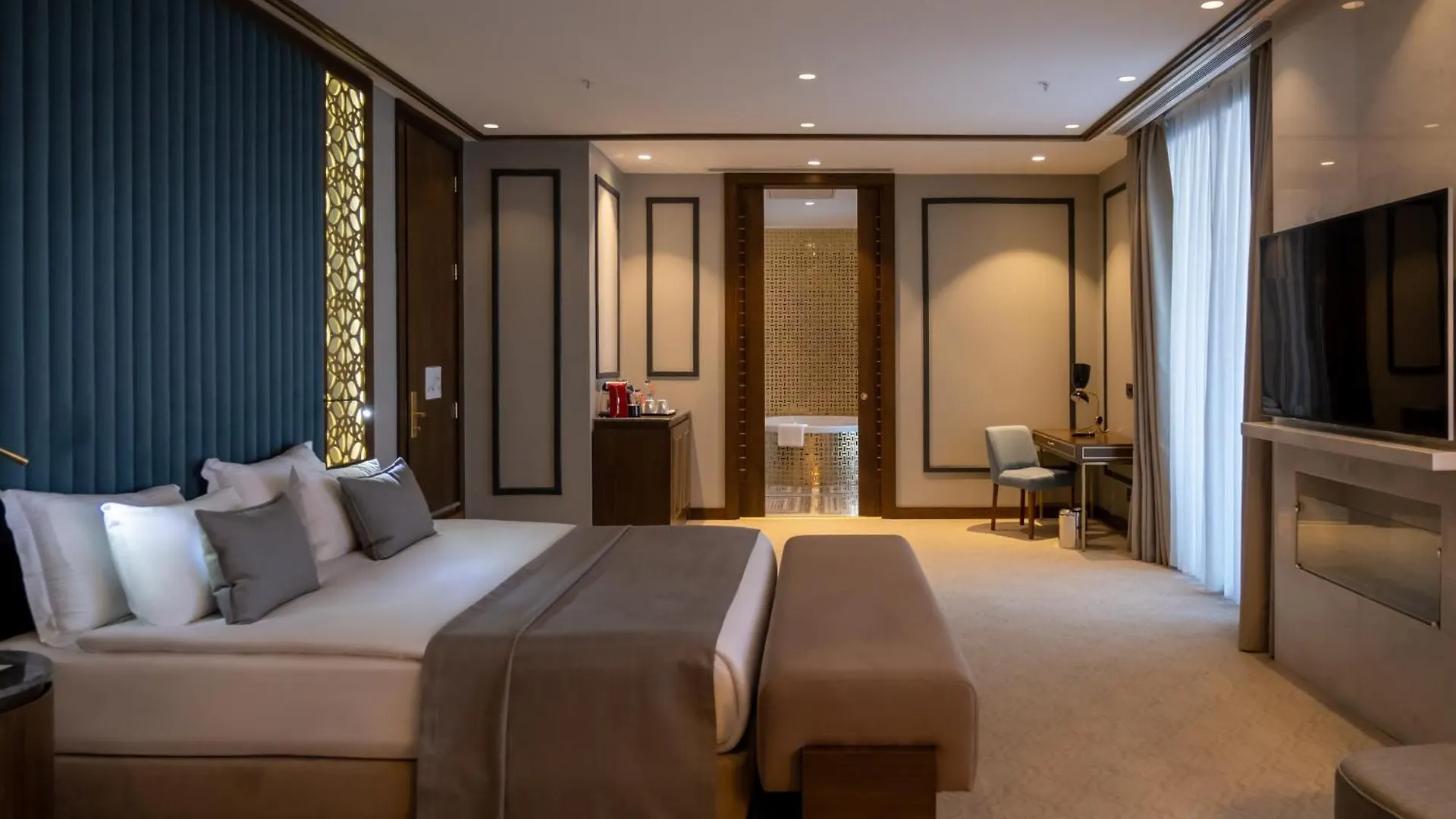 Ramada Plaza Hotel & Spa ترابزون